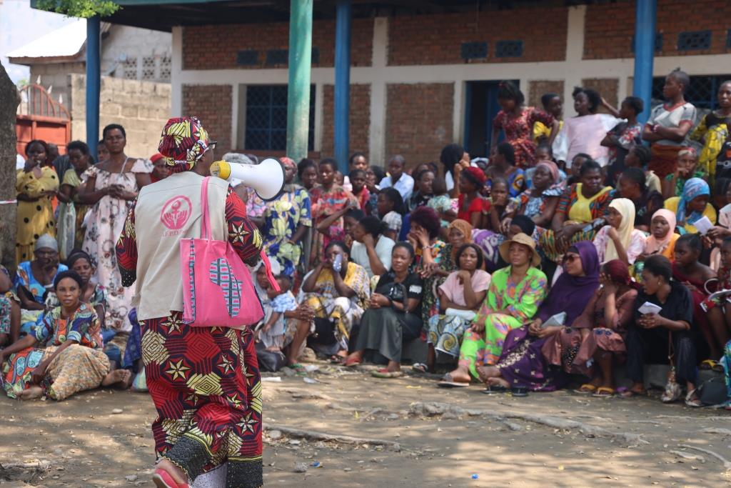 AFPDE multiplie des sensibilisations pour engager la population du Sud-Kivu à faire stopper la propagation de la Mpox.  